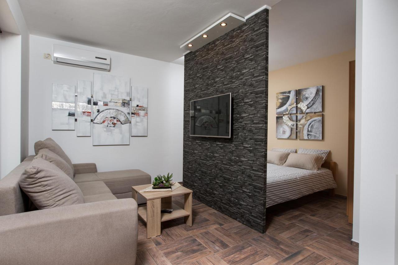 Apartments Villa Diamant With Pool & Whirlpool Чижичи Экстерьер фото