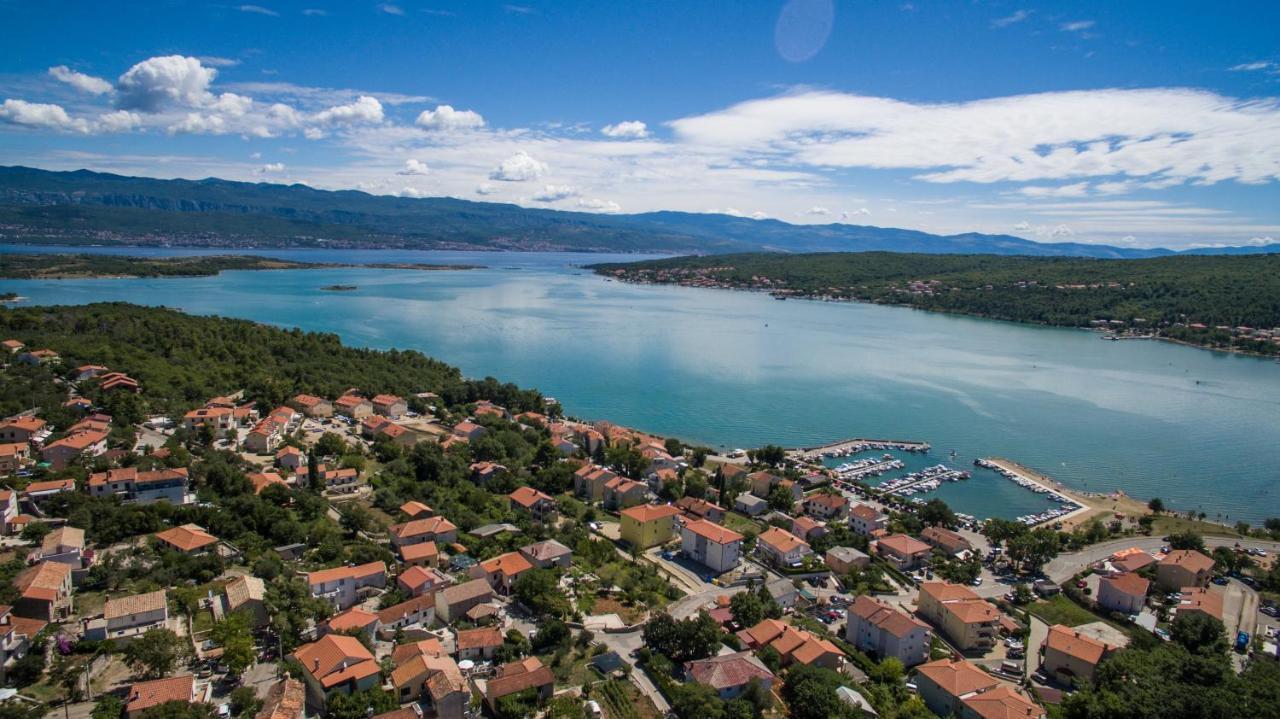 Apartments Villa Diamant With Pool & Whirlpool Чижичи Экстерьер фото